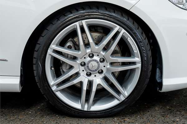2012 Mercedes-Benz E-Class E350 BlueEFFICIENCY Avantgarde W212