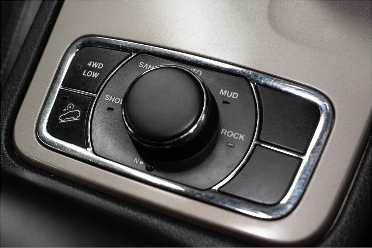 2014 Jeep Grand Cherokee Limited WK