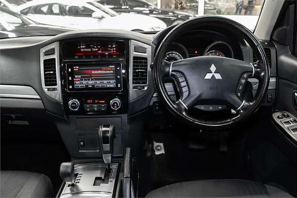 2016 Mitsubishi Pajero GLX NX