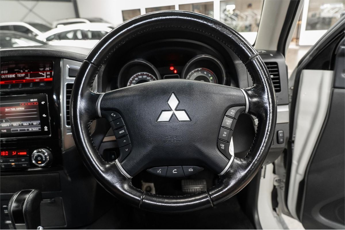 2016 Mitsubishi Pajero GLX NX