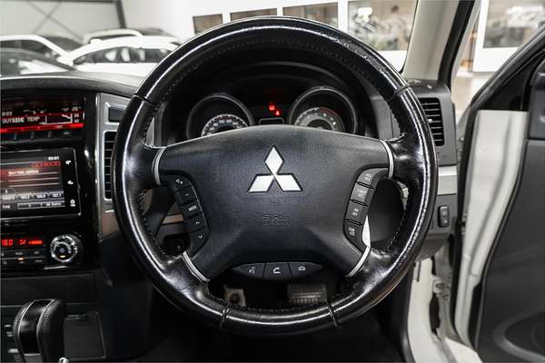2016 Mitsubishi Pajero GLX NX