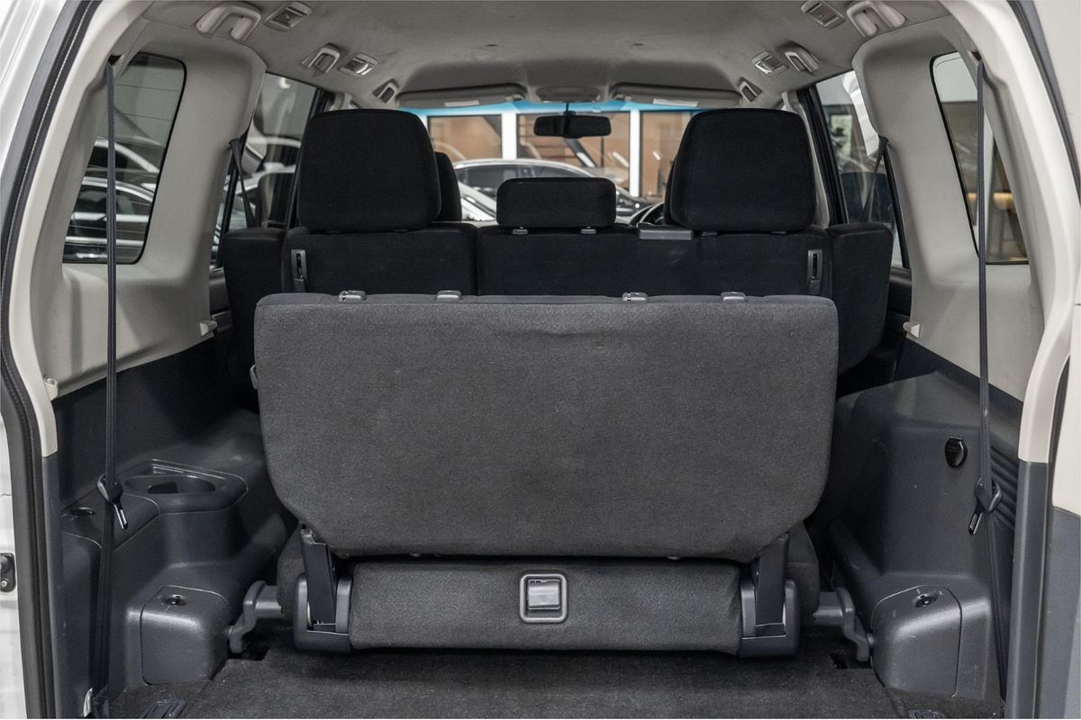 2016 Mitsubishi Pajero GLX NX