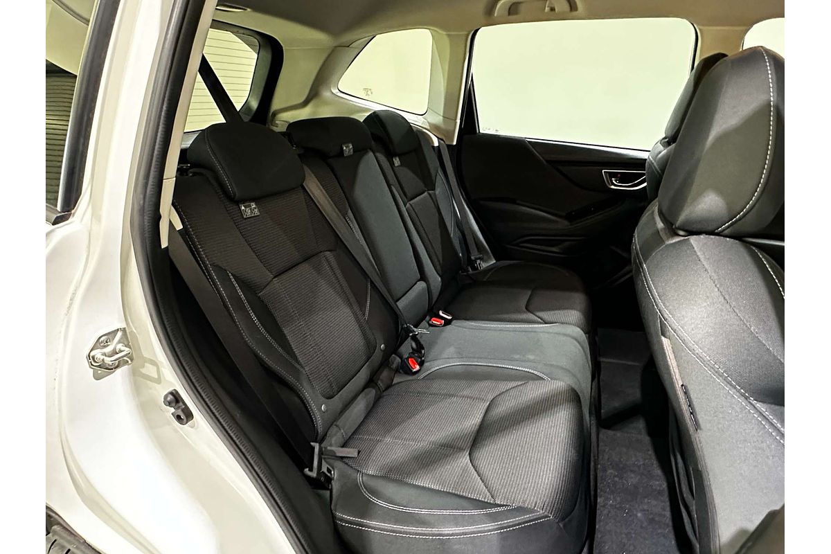 2020 Subaru Forester 2.5i S5