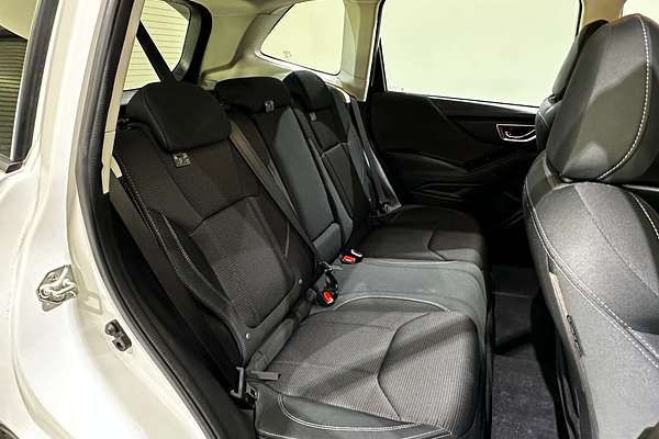 2020 Subaru Forester 2.5i S5