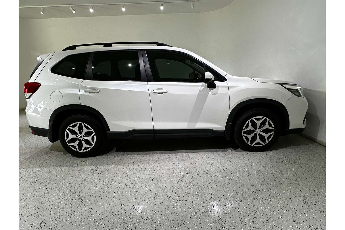 2020 Subaru Forester 2.5i S5