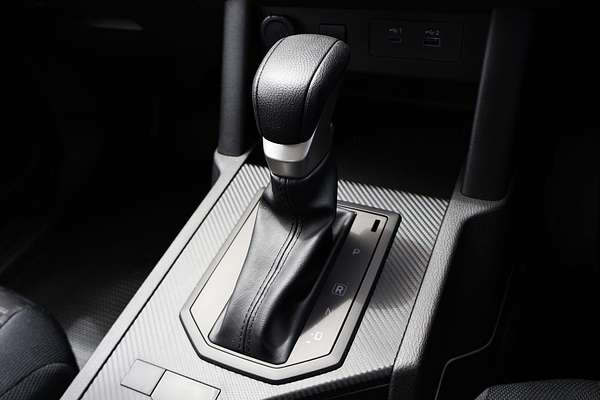 2025 Mitsubishi Triton GLX MV 4X4