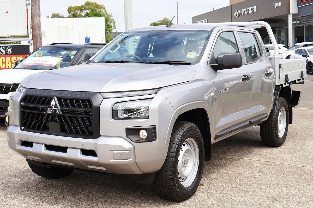 2025 Mitsubishi Triton GLX MV 4X4