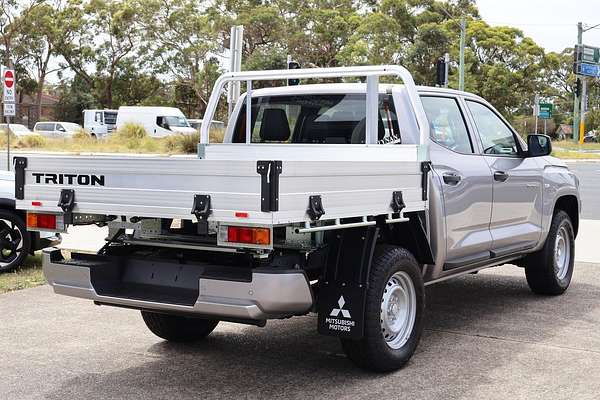 2025 Mitsubishi Triton GLX MV 4X4