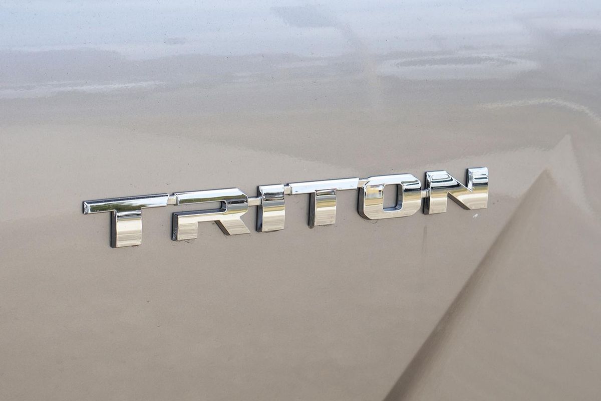 2025 Mitsubishi Triton GLX MV 4X4