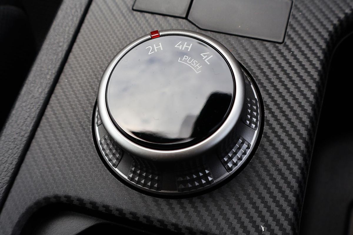 2025 Mitsubishi Triton GLX MV 4X4