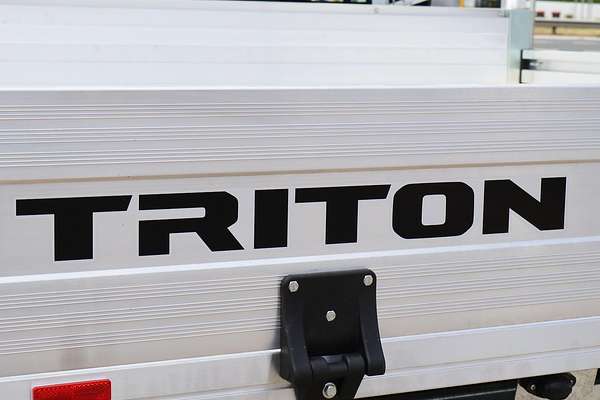 2025 Mitsubishi Triton GLX MV 4X4