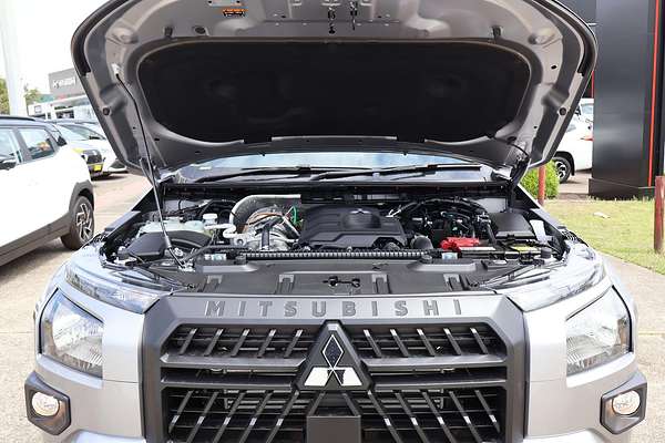 2025 Mitsubishi Triton GLX MV 4X4