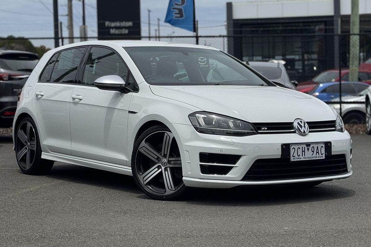 2015 Volkswagen Golf R 7