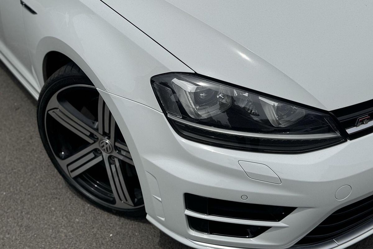 2015 Volkswagen Golf R 7