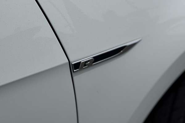 2015 Volkswagen Golf R 7