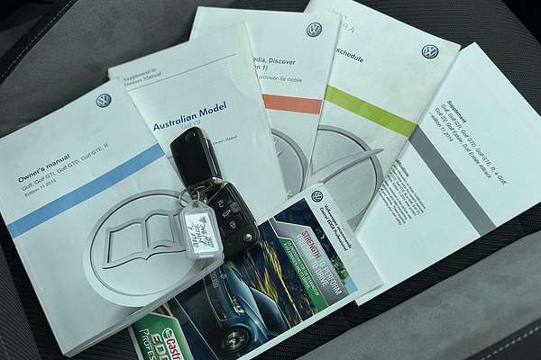 2015 Volkswagen Golf R 7