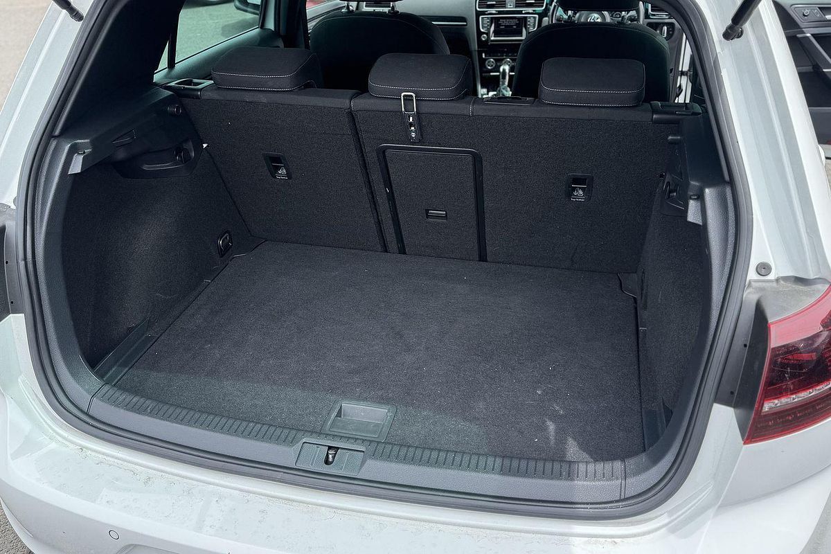 2015 Volkswagen Golf R 7