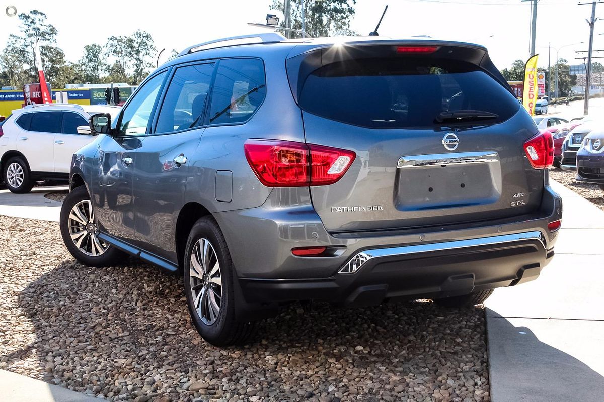 2017 Nissan Pathfinder ST-L R52 Series II
