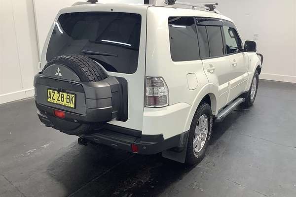 2008 Mitsubishi Pajero GLX NS