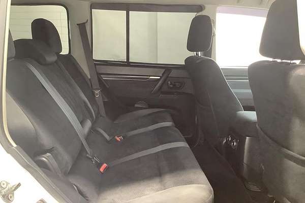 2008 Mitsubishi Pajero GLX NS