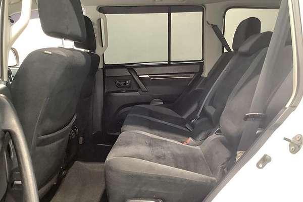 2008 Mitsubishi Pajero GLX NS