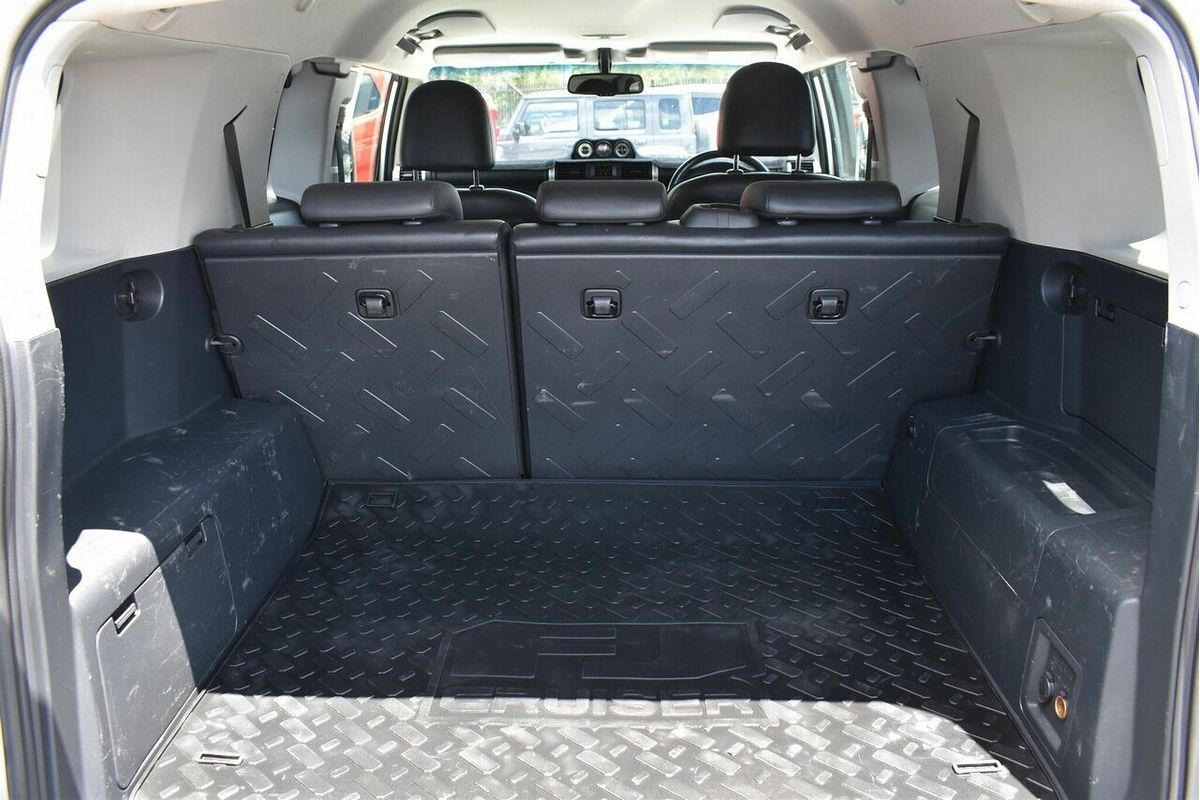 2012 Toyota FJ Cruiser GSJ15R