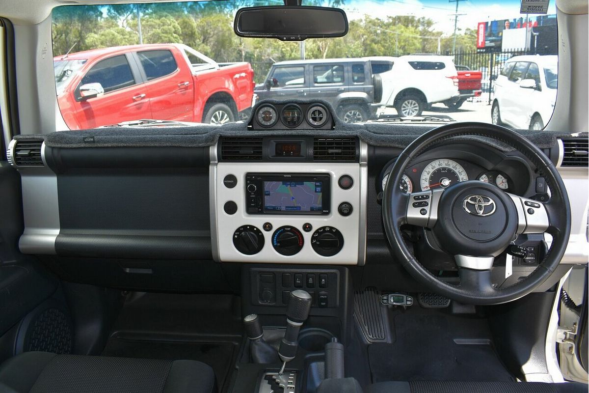 2012 Toyota FJ Cruiser GSJ15R