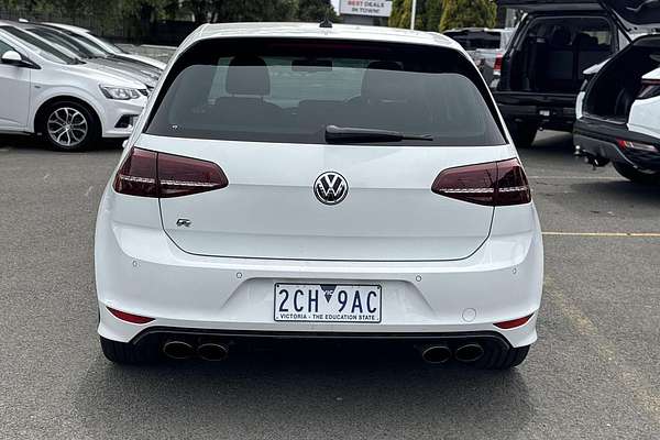 2015 Volkswagen Golf R 7