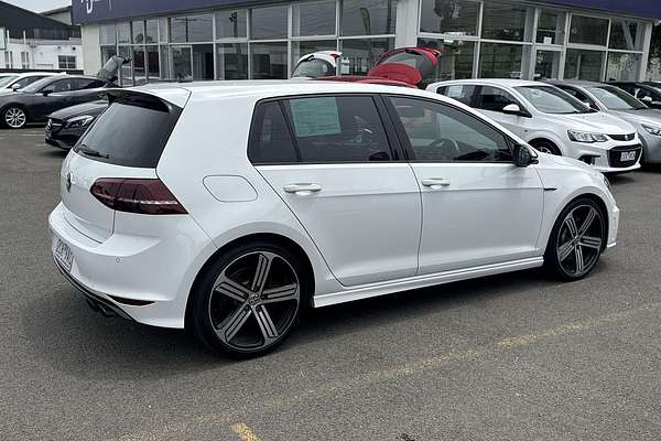 2015 Volkswagen Golf R 7