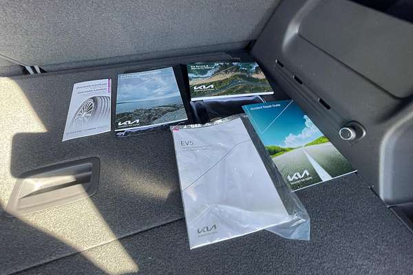 2025 Kia EV5 Earth OVc