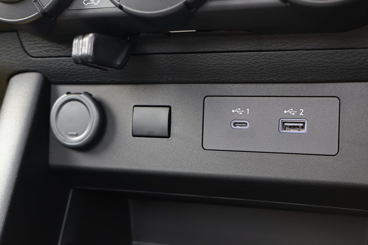 2025 Mitsubishi Triton GLX MV Rear Wheel Drive