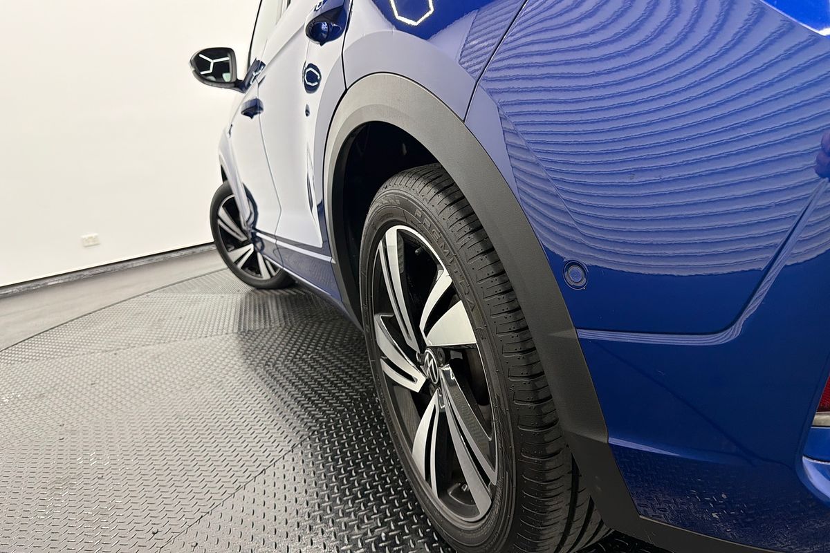 2022 Volkswagen T-Roc 140TSI R-Line D11