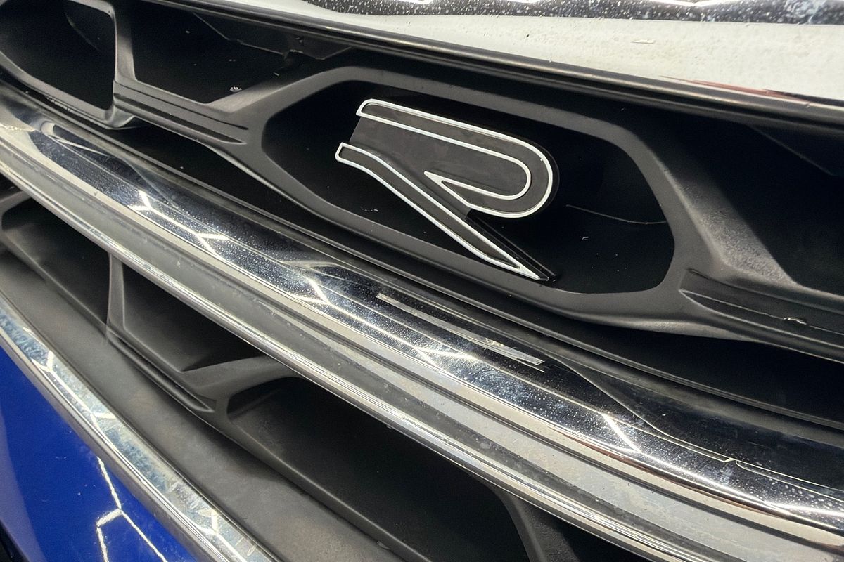 2022 Volkswagen T-Roc 140TSI R-Line D11