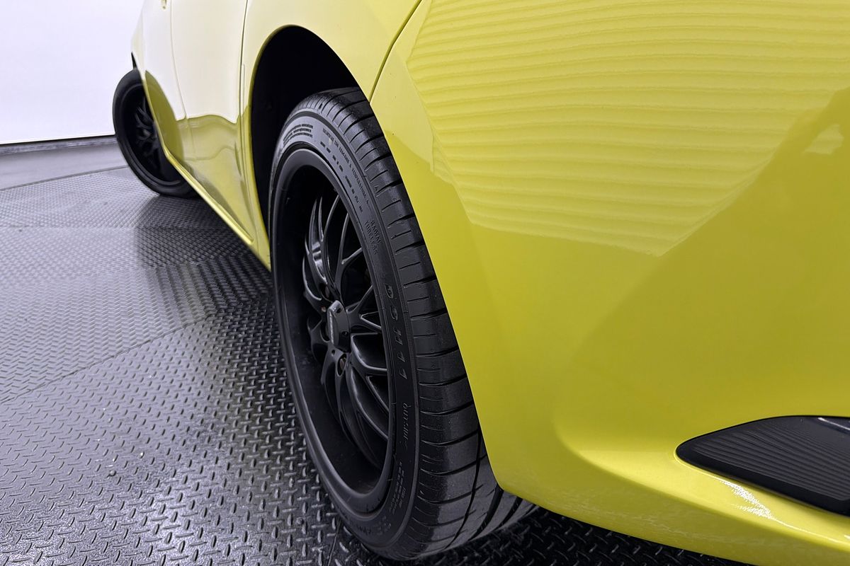 2015 Toyota Corolla Ascent Sport ZRE182R