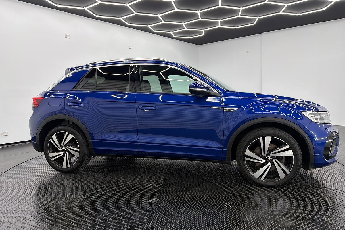2022 Volkswagen T-Roc 140TSI R-Line D11