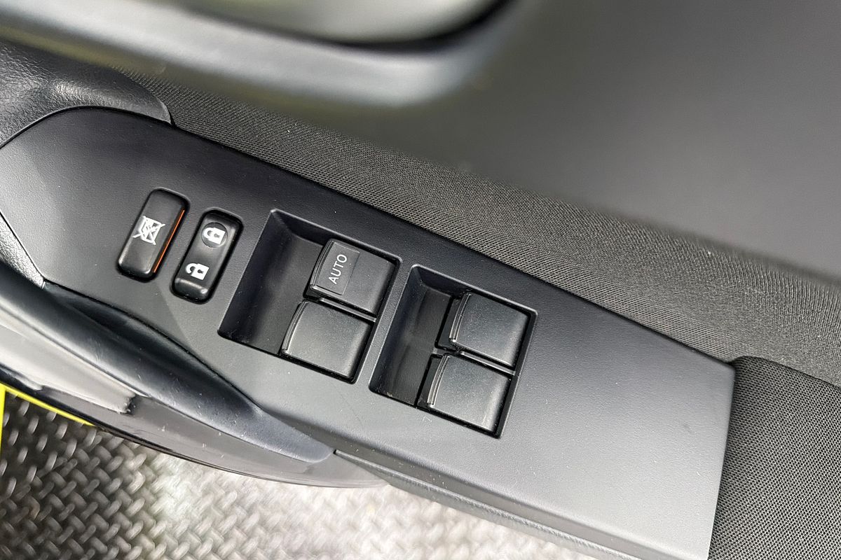 2015 Toyota Corolla Ascent Sport ZRE182R