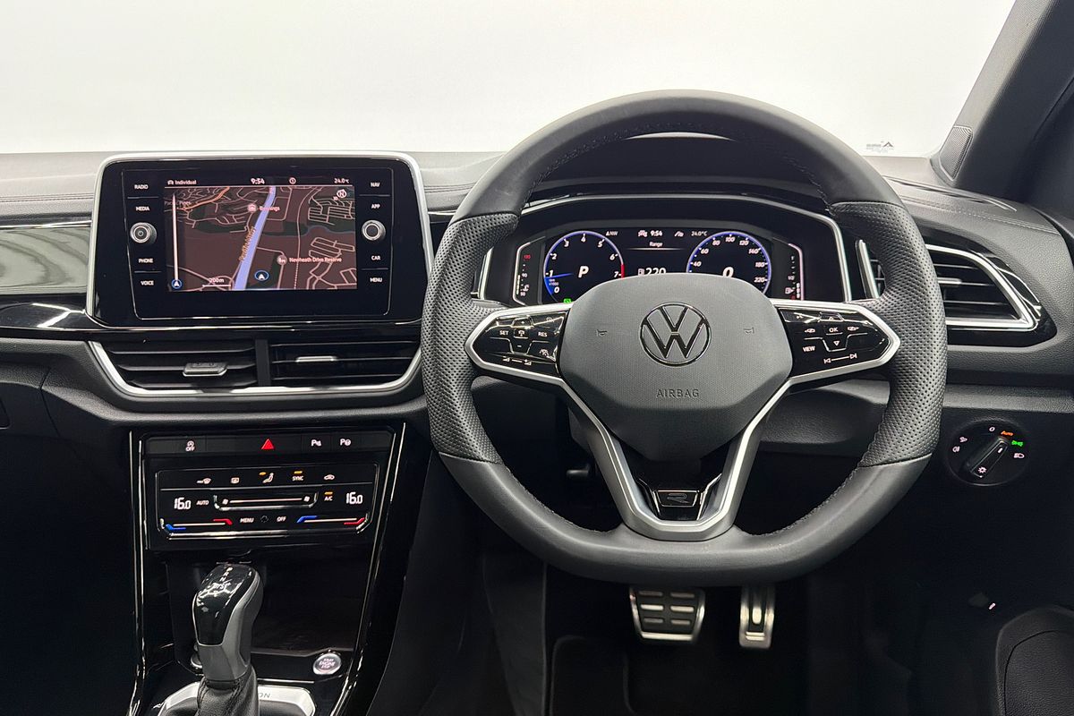 2022 Volkswagen T-Roc 140TSI R-Line D11