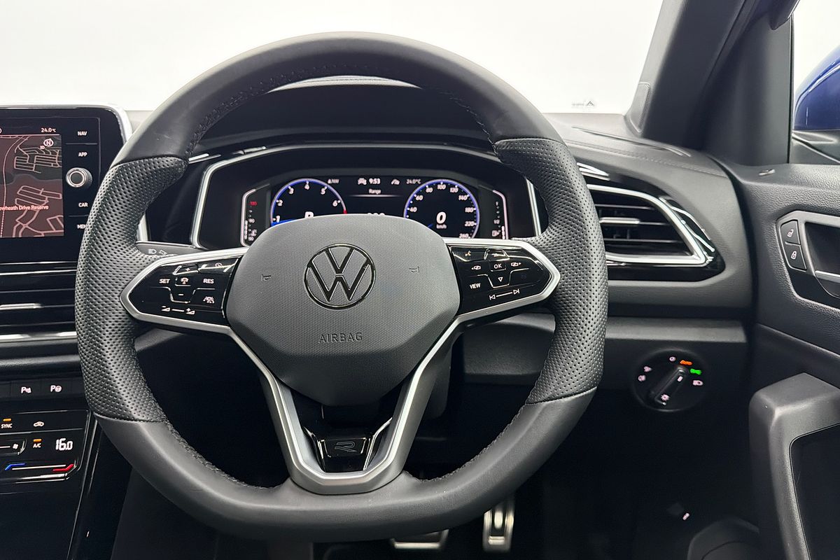 2022 Volkswagen T-Roc 140TSI R-Line D11