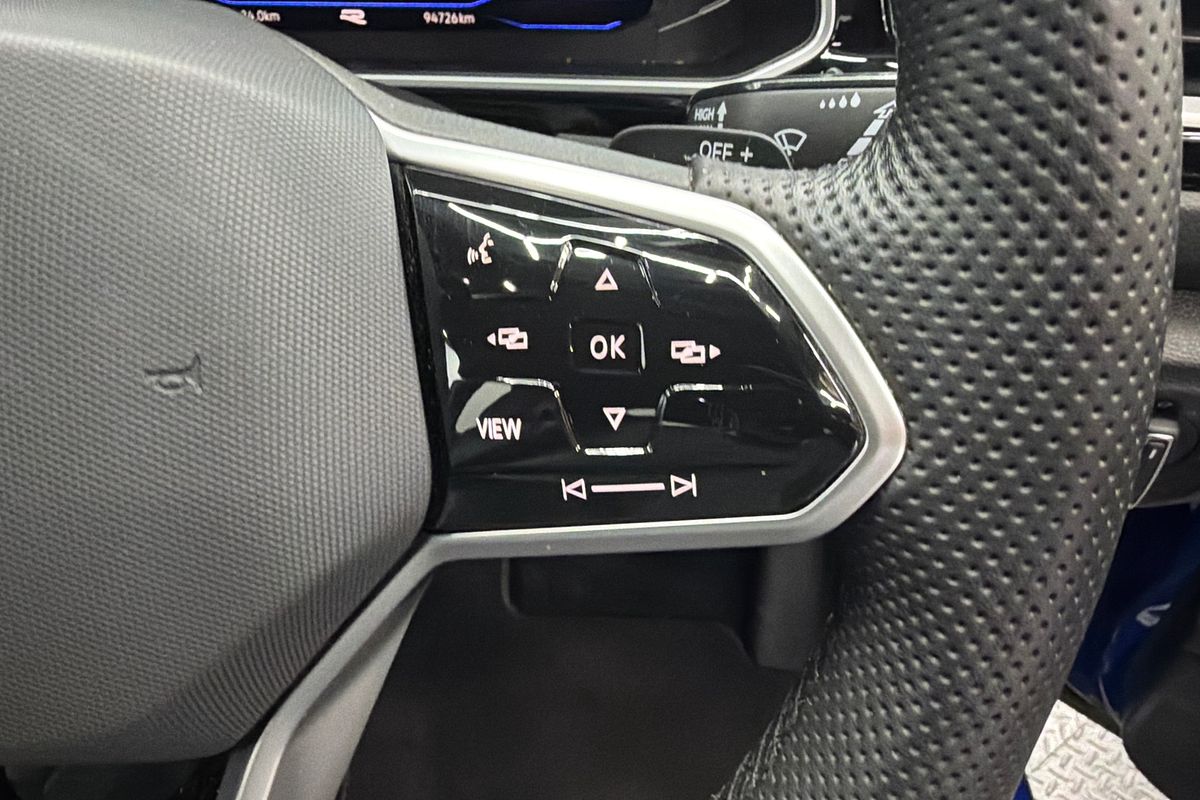 2022 Volkswagen T-Roc 140TSI R-Line D11