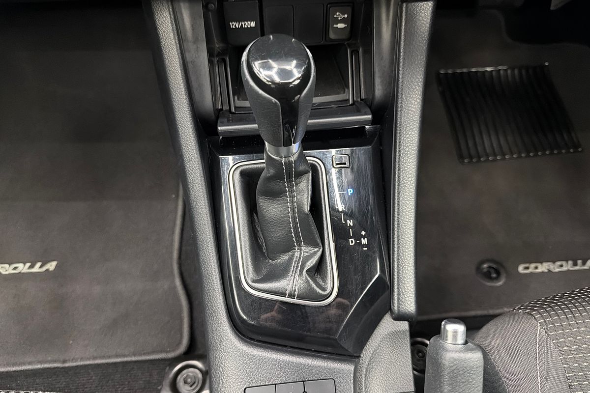 2015 Toyota Corolla Ascent Sport ZRE182R