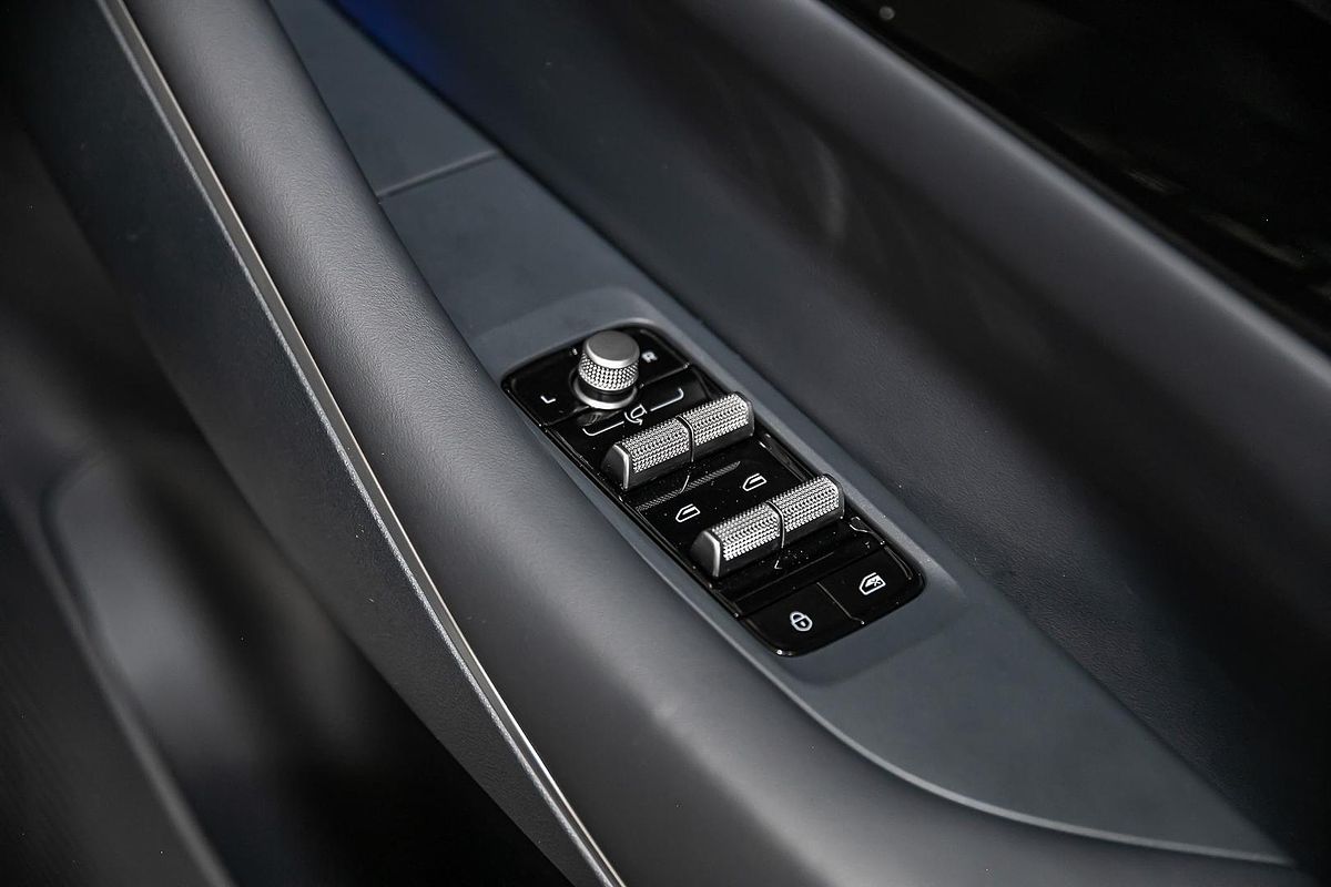 2025 Geely EX5 Inspire E245