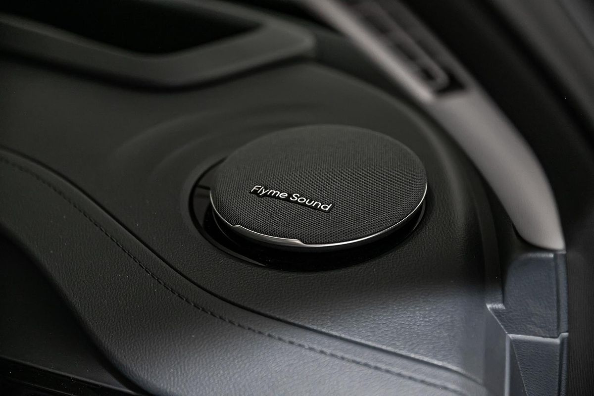 2025 Geely EX5 Inspire E245