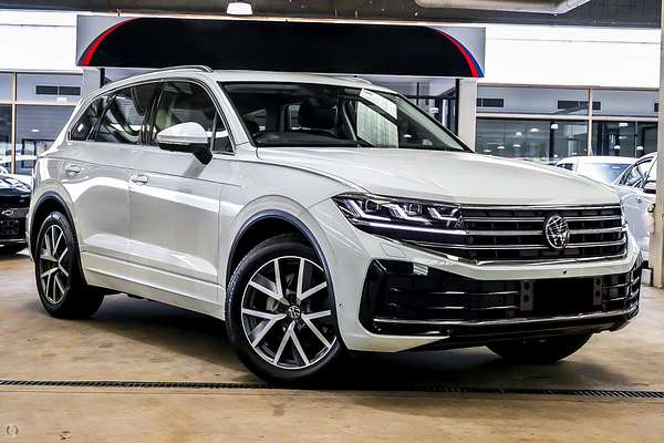 2025 Volkswagen Touareg 210TDI Elegance RC