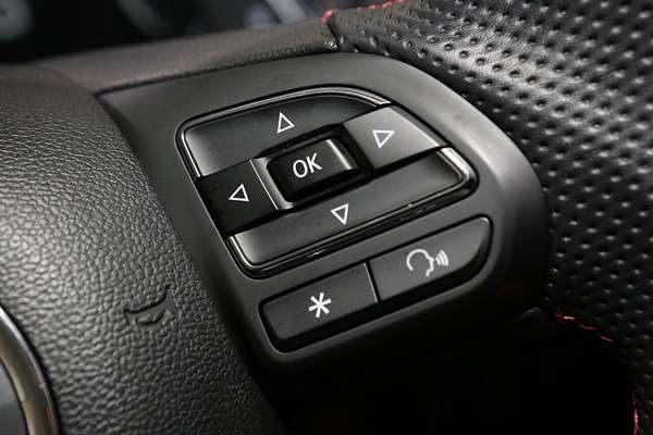 2024 MG HS Vibe SAS23