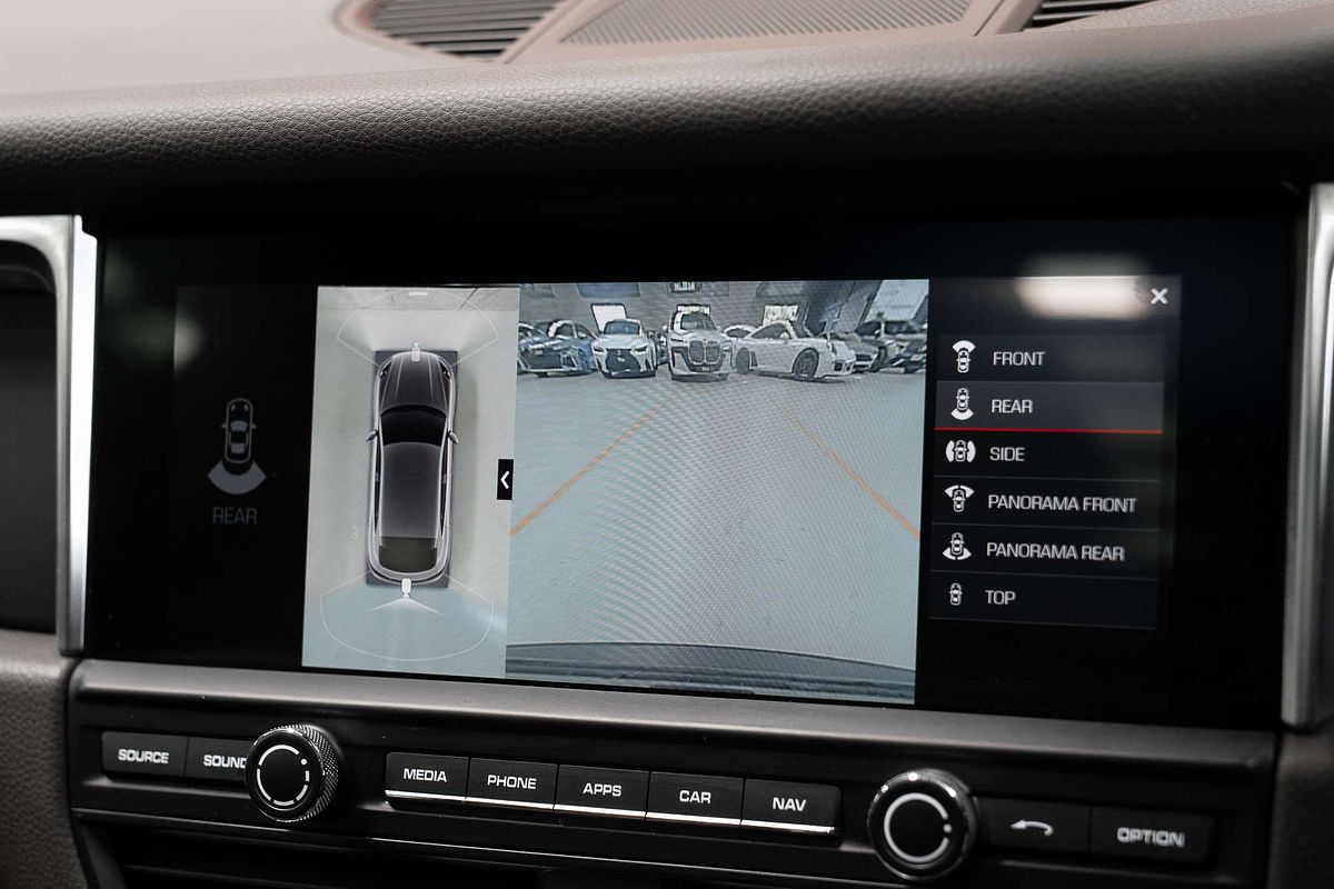 2021 Porsche Macan  95B