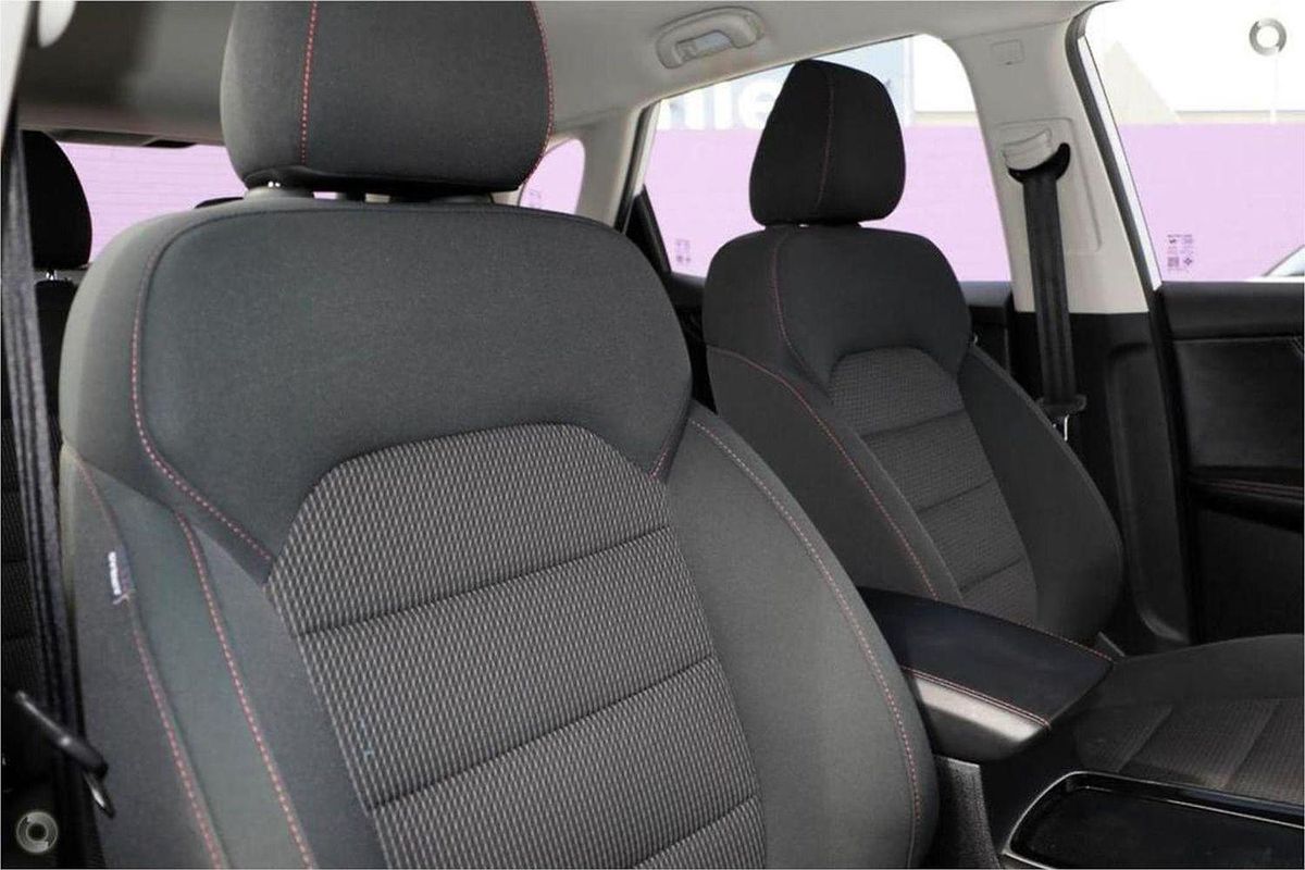 2021 MG HS Core SAS23