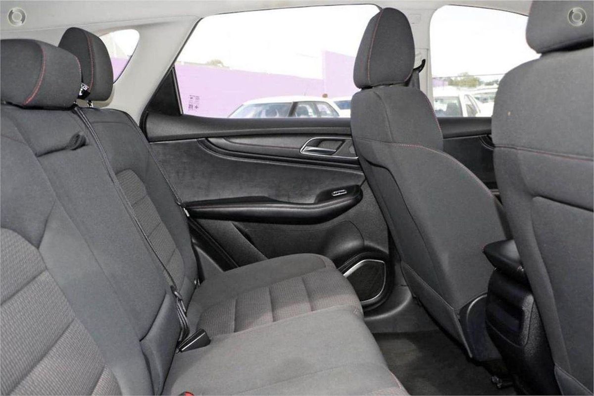 2021 MG HS Core SAS23