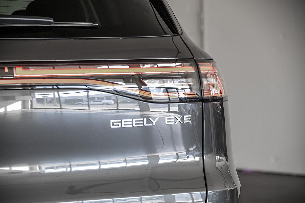 2025 Geely EX5 Inspire E245