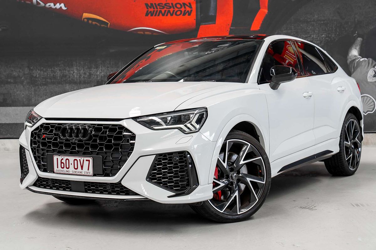 2020 Audi RS Q3  F3