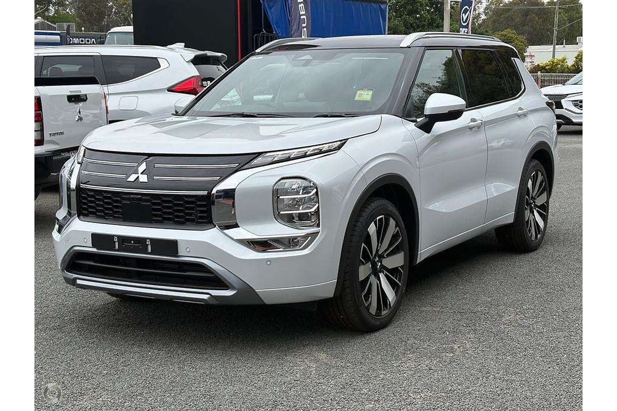 2025 Mitsubishi Outlander Exceed Tourer ZM